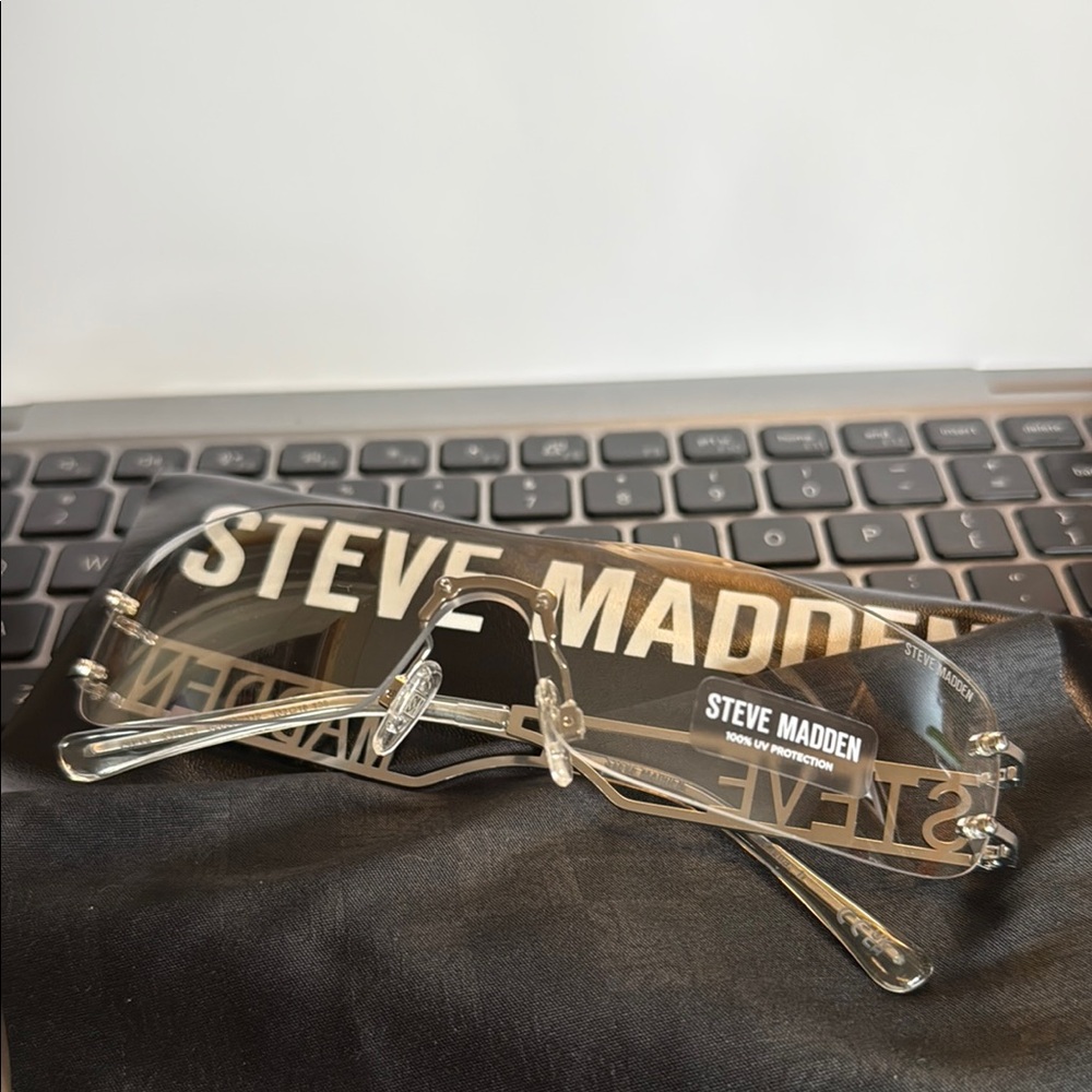Steve Madden Clear Sunglasses